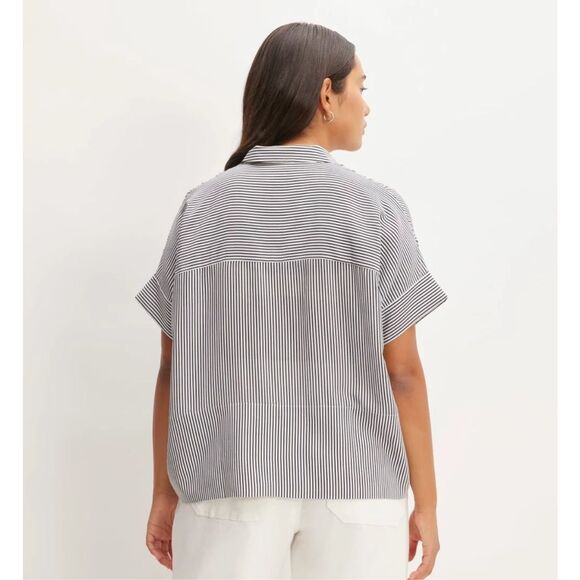 EVERLANE THE BOXY SHIRT IN WASHABLE SILK blouse - Picture 2 of 8